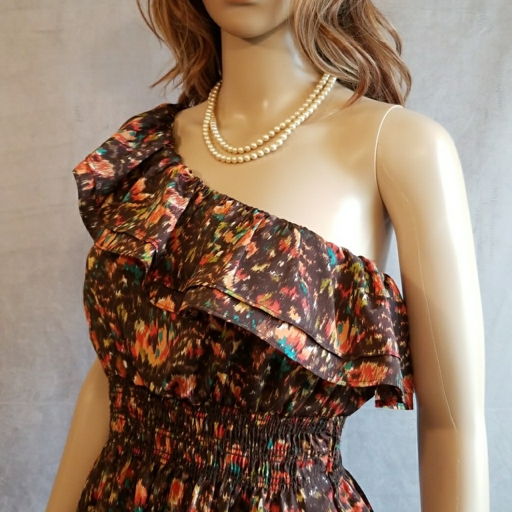 One shoulder dress - Picture 3 of 8